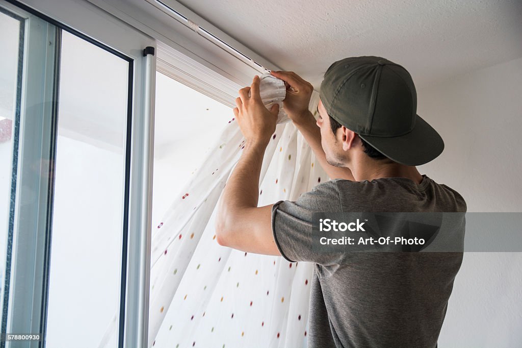 Installation de rideaux et persiennes